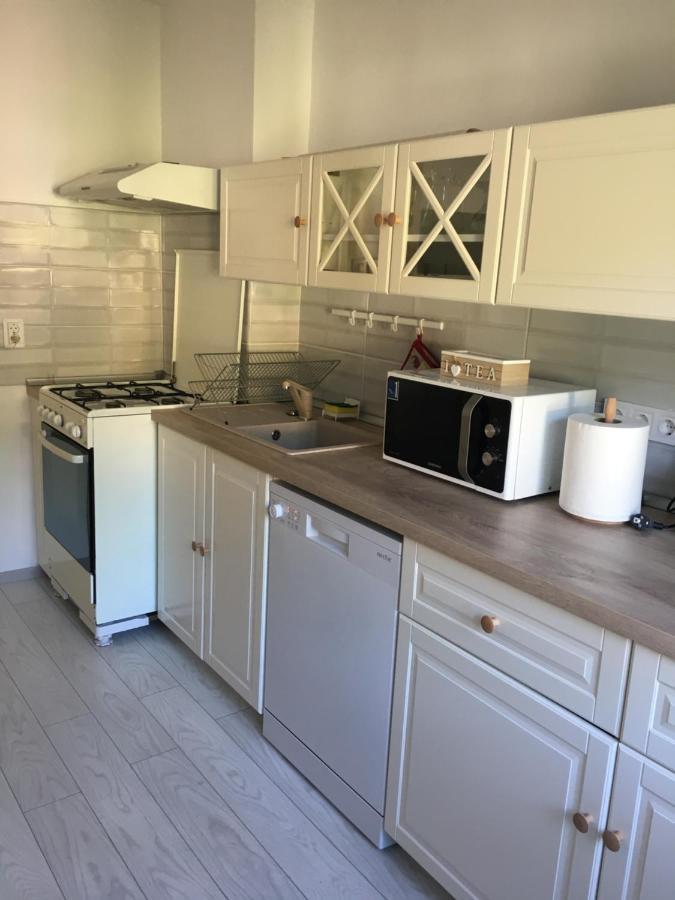 Patricia Apartment Синая Екстериор снимка