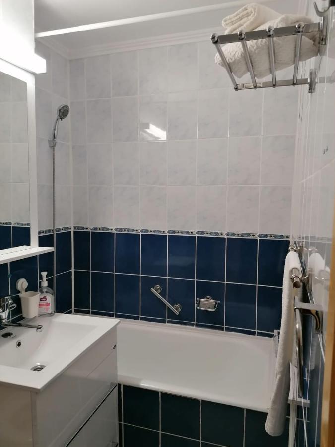 Patricia Apartment Синая Екстериор снимка